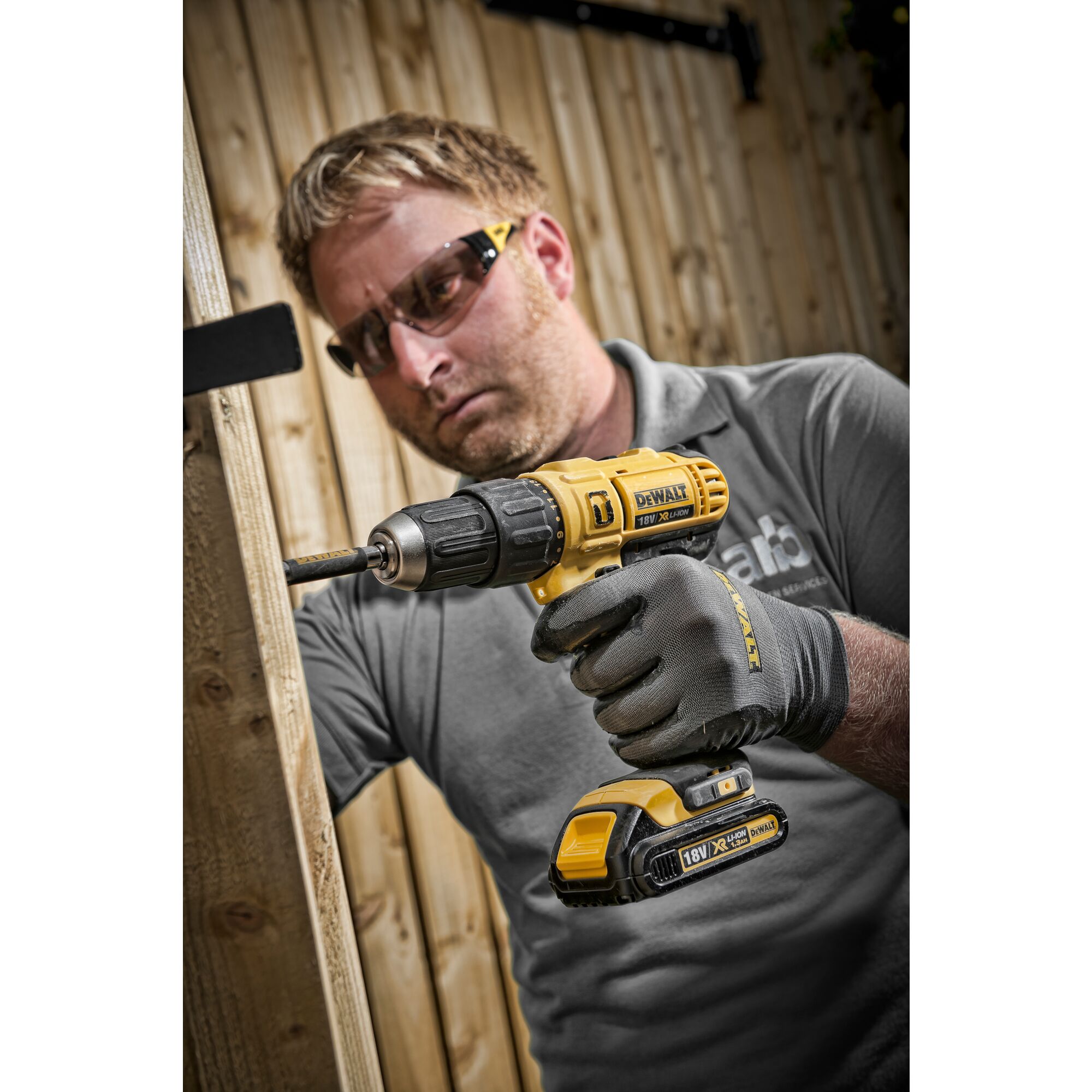18V XR Compact Hammer Drill Driver 1 X 1.3Ah DEWALT