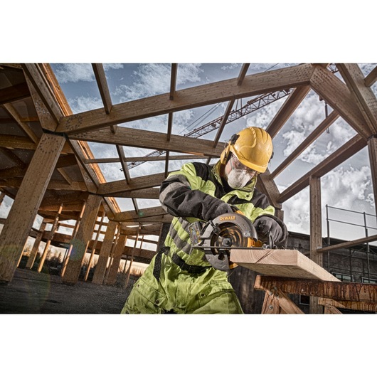 54V XR FLEXVOLT 190mm Circular Saw - Bare Unit