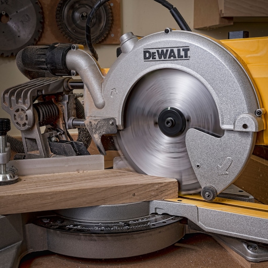 EXTREME WORKSHOP CSB 250mm x 30mm 80T