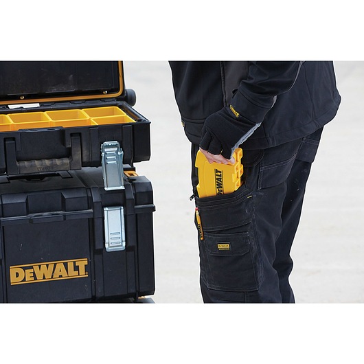 High Performance - Small Tough Case Set with 6 in 1 Screwdriver (30 pc)