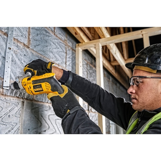 750W Corded Percussion Drill