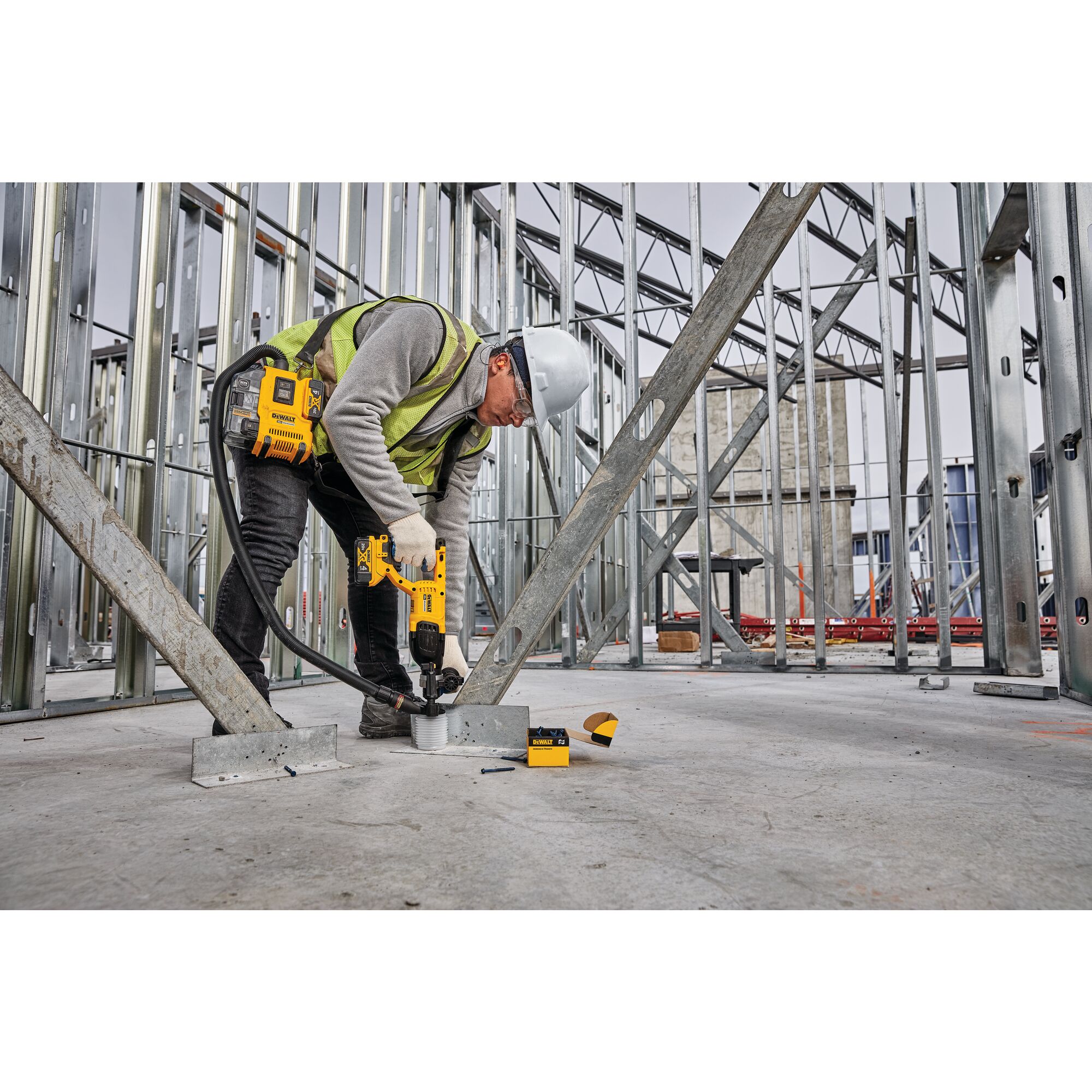 Dewalt dwh161n 18v xr universal dust extractor clearance